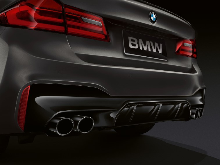 2020 BMW M5 Edition 35 Years resim galerisi