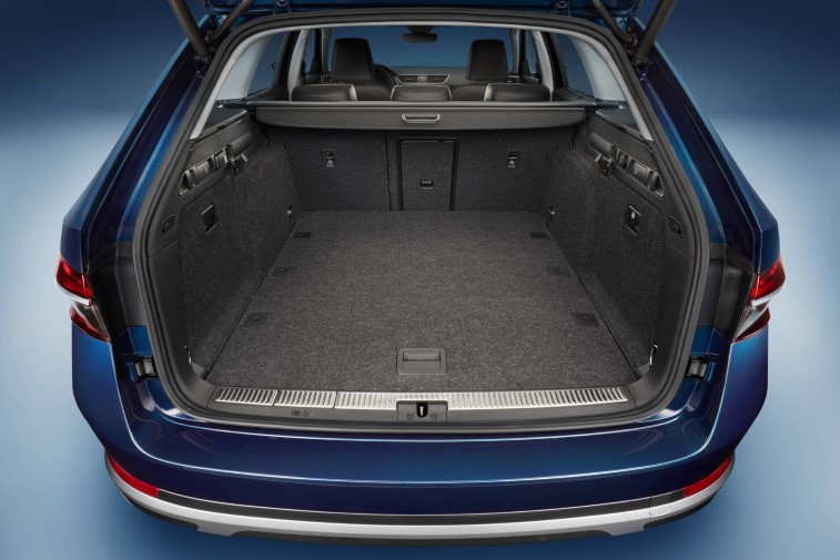 Skoda Superb Scout resim galerisi (26.05.2019)