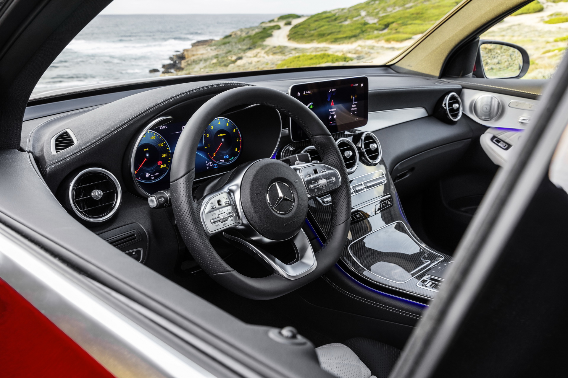 2020 Mercedes-Benz GLC resim galerisi (02.06.2019)