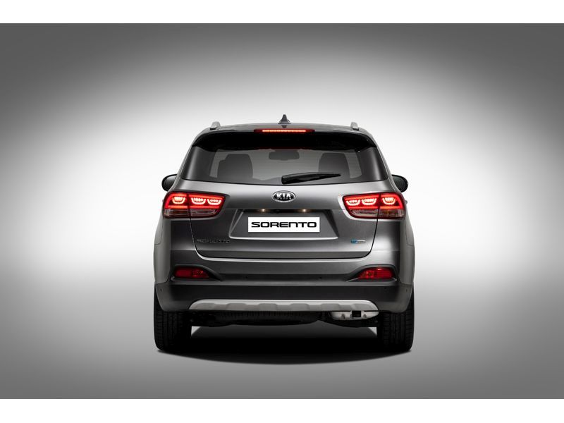 YEN 2015 KA SORENTO LANSMAN RESM GALERS
