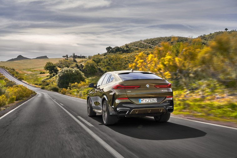 2020 BMW X6 resim galerisi (04.07.2019)