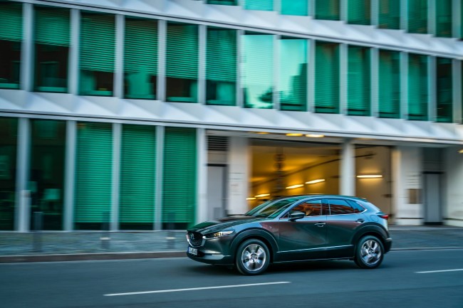 2020 Mazda CX-30 resim galerisi (16.07.2019)