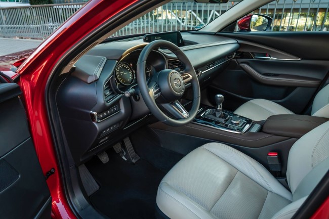 2020 Mazda CX-30 resim galerisi (16.07.2019)