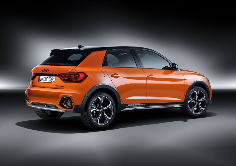 2020 Audi A1 Citycarver resim galerisi 