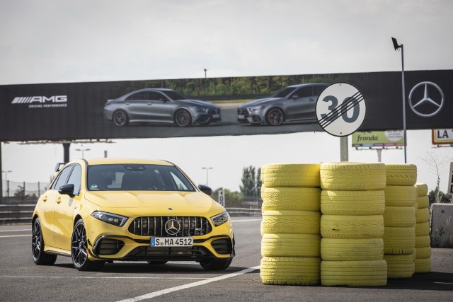 2020 Mercedes-AMG A45 ve CLA45 resim galerisi (01.08.2019)