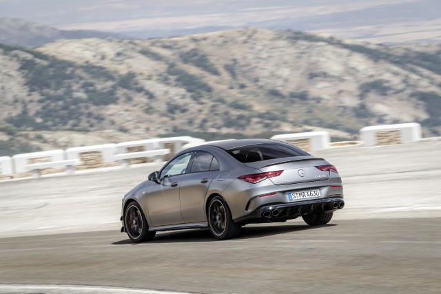 2020 Mercedes-AMG A45 ve CLA45 resim galerisi (01.08.2019)