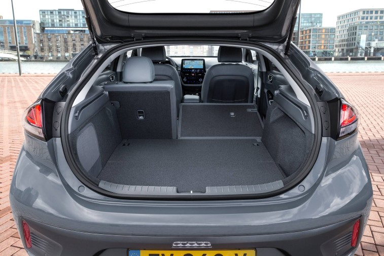 Gncellenen 2020 Hyundai Ioniq Electric resim galerisi (27.08.2019)