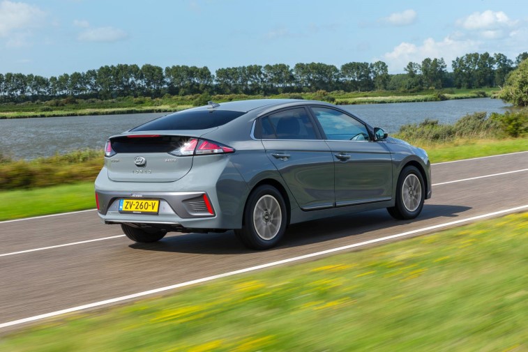 Gncellenen 2020 Hyundai Ioniq Electric resim galerisi (27.08.2019)