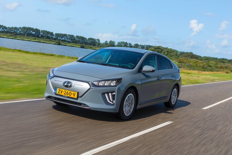 Gncellenen 2020 Hyundai Ioniq Electric resim galerisi (27.08.2019)