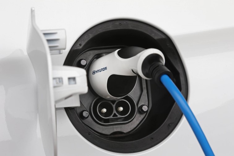Gncellenen 2020 Hyundai Ioniq Electric resim galerisi (27.08.2019)