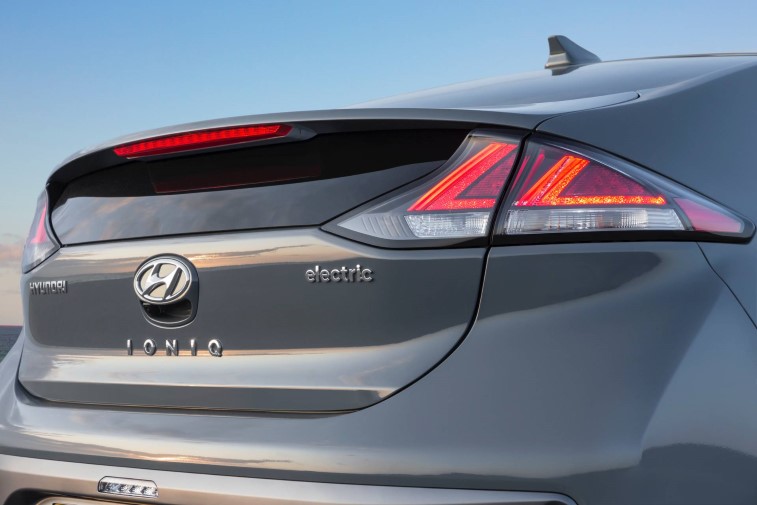 Gncellenen 2020 Hyundai Ioniq Electric resim galerisi (27.08.2019)