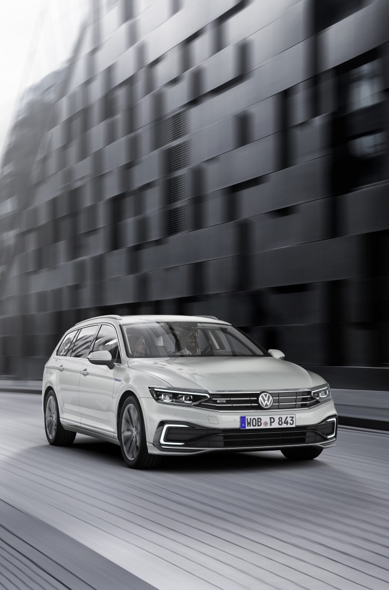 VW Passat GTE PHEV resim galerisi (28.08.2019)