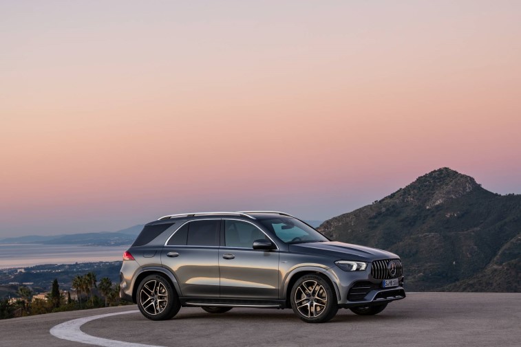 2020 Mercedes-AMG GLE 53 resim galerisi