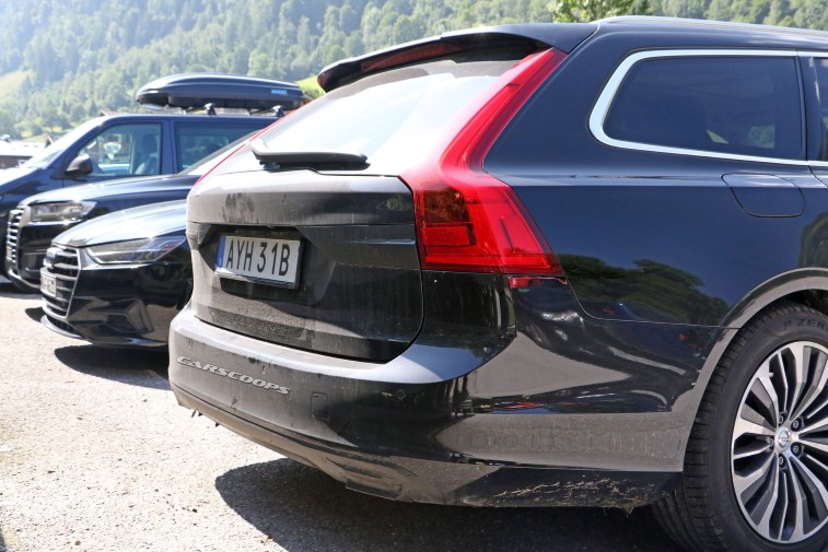 Gncellenen Volvo V90/S90 resim galerisi (03.09.2019)