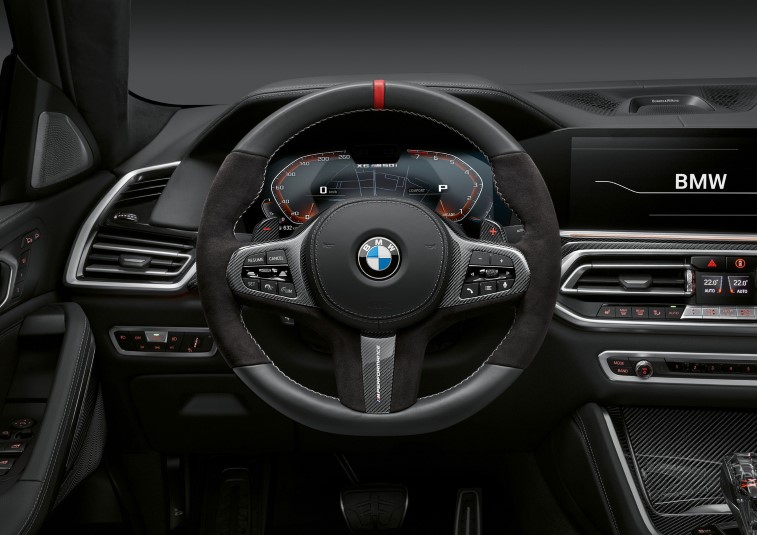 BMW X5 M, X6 M ve X7 in Yeni M Performance Aksesuarlar resim galerisi