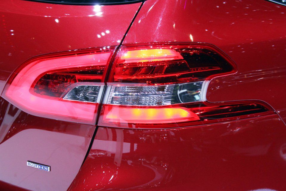 PEUGEOT 308 SW CENEVRE RESM GALERS