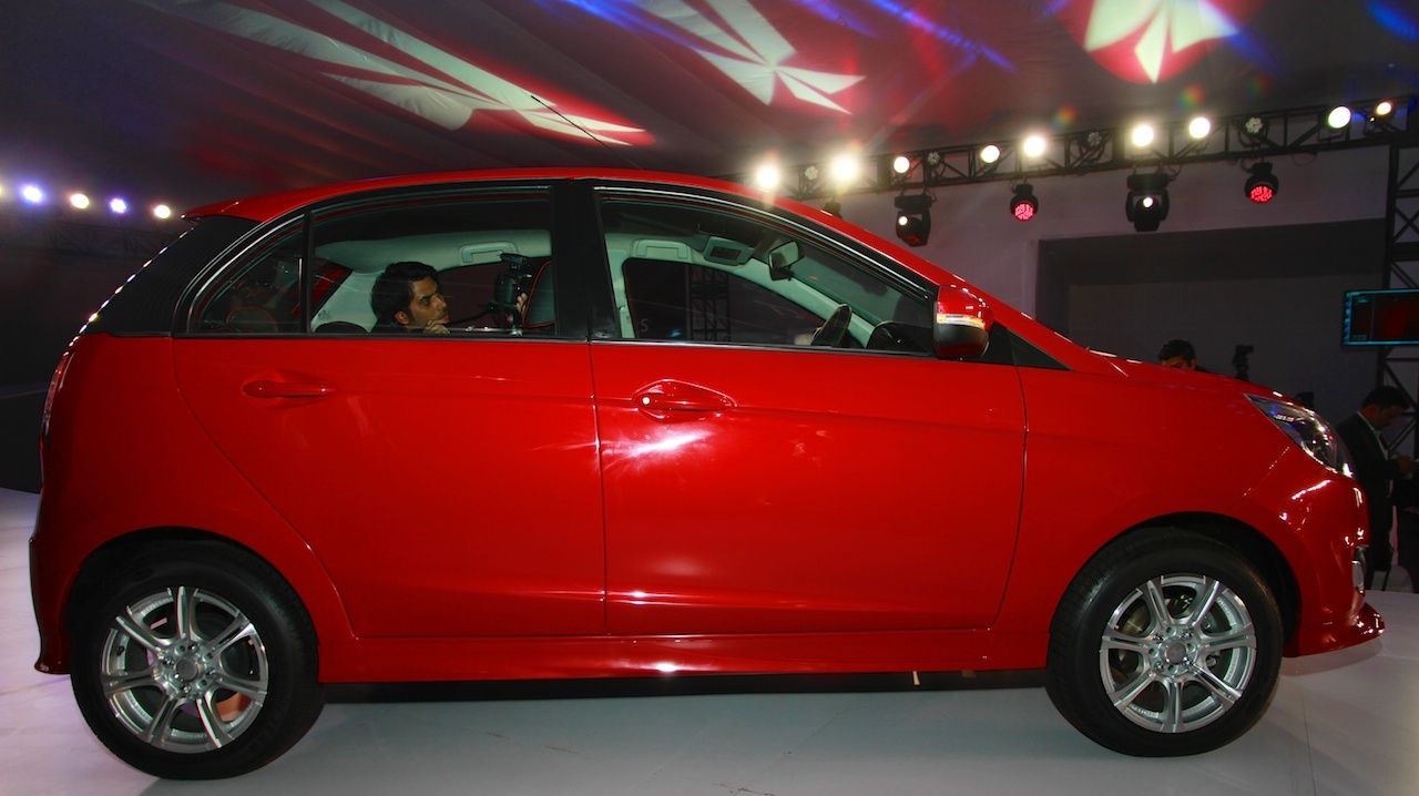 YEN TATA BOLT RESM GALERS