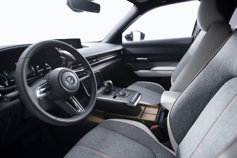 Mazda MX-30 resim galerisi (23.10.2019)