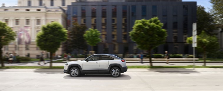 Mazda MX-30 resim galerisi (23.10.2019)