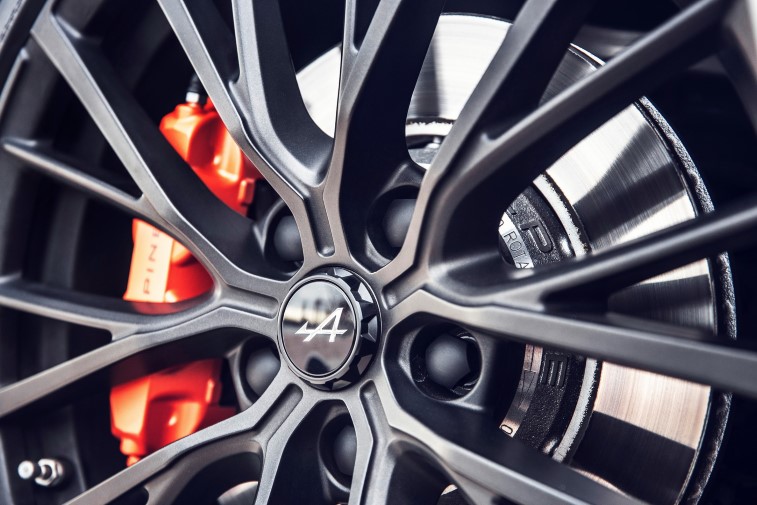 Yeni Alpine A110S resim galerisi (27.10.2019)