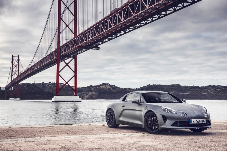 Yeni Alpine A110S resim galerisi (27.10.2019)