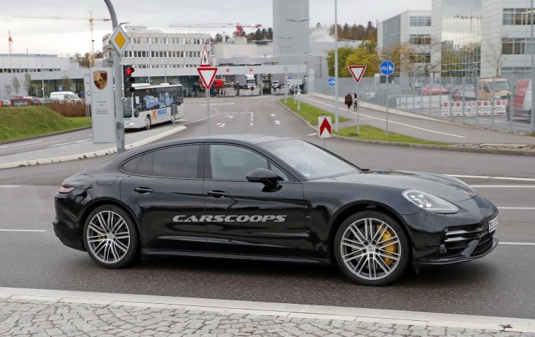 2021 Porsche Panamera resim galerisi (10.11.2019)