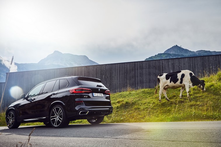 BMW X5 xDrive45e resim galerisi (10.11.2019)
