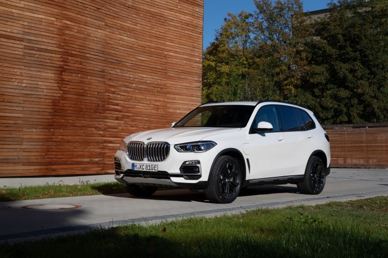 BMW X5 xDrive45e resim galerisi (10.11.2019)