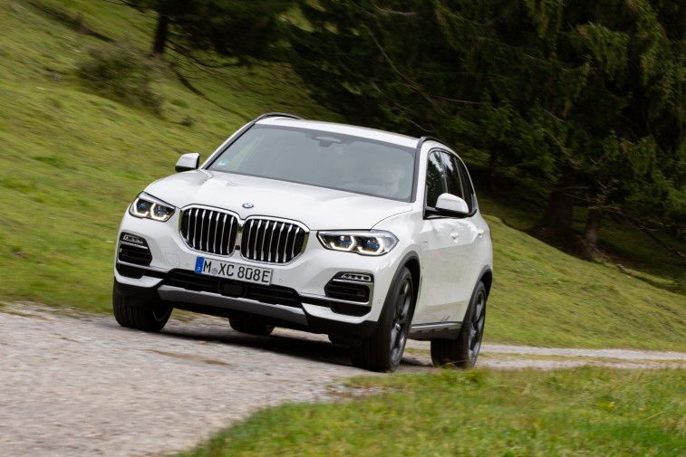 BMW X5 xDrive45e resim galerisi (10.11.2019)