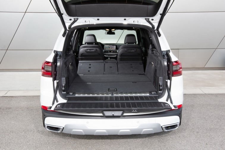 BMW X5 xDrive45e resim galerisi (10.11.2019)
