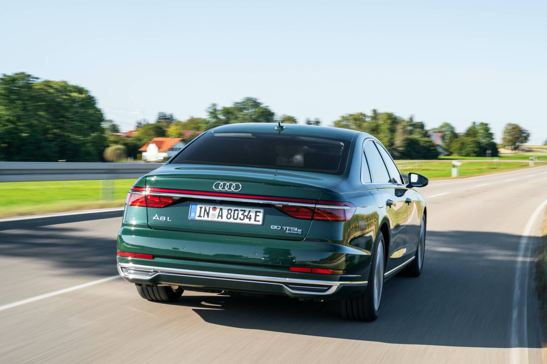 2020 Audi S8 resim galerisi (17.11.2019)