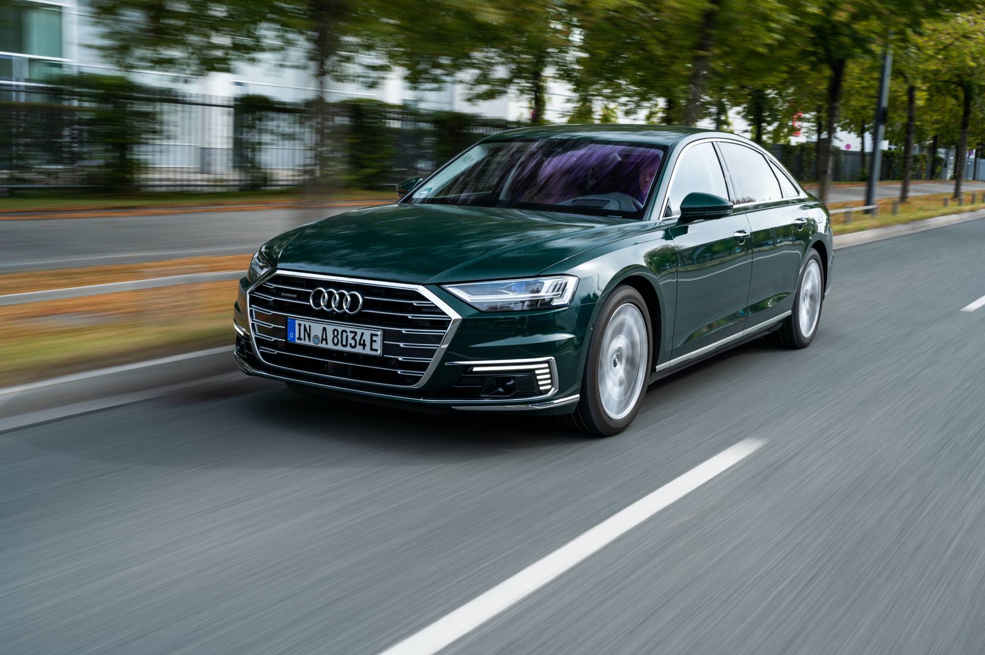 2020 Audi S8 resim galerisi (17.11.2019)