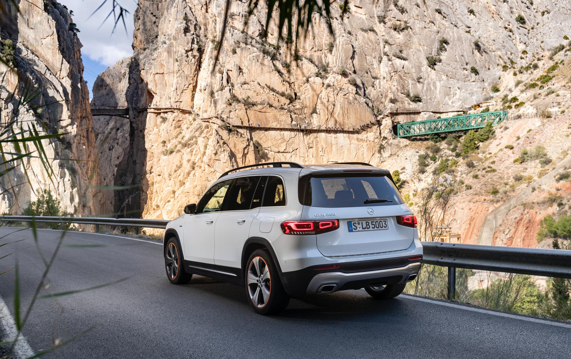 2020 Mercedes GLB resim galerisi (01.12.2019)