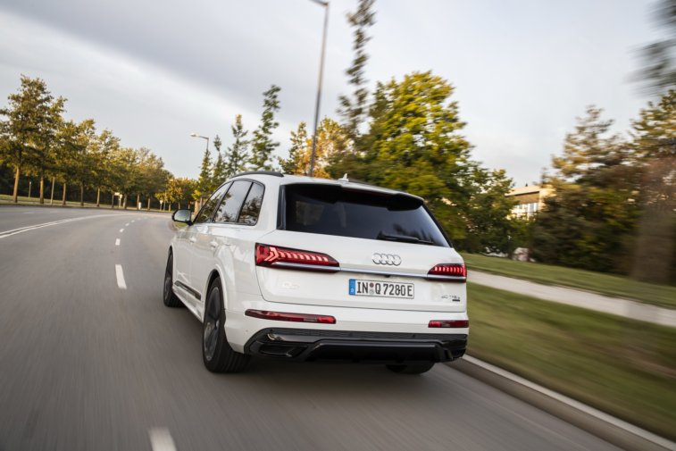 Audi Q7 Plug-in Hibrit resim galerisi (11.12.2019)