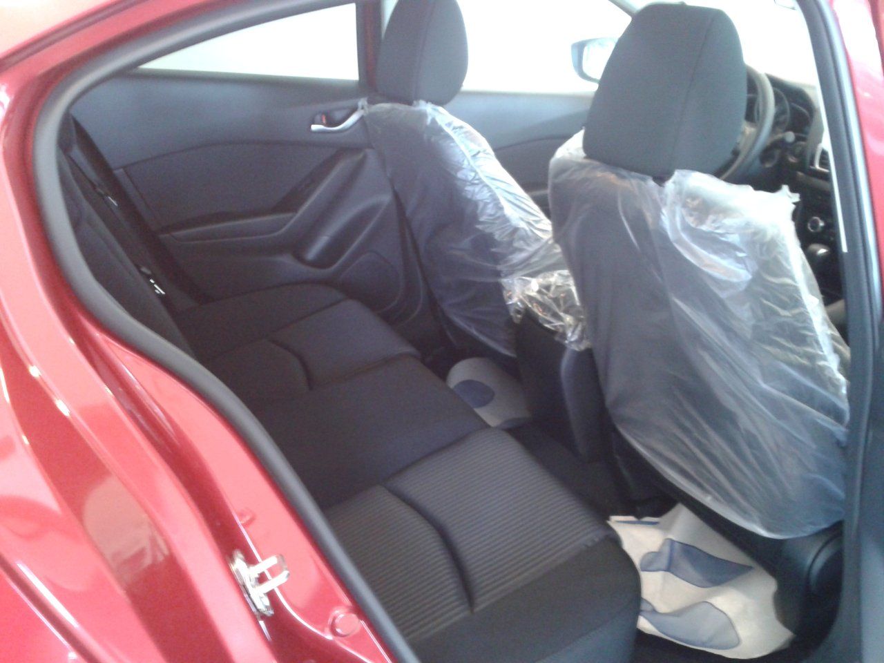 YEN NESL 2014 MAZDA 3 TRKYE'DE RESM GALERS
