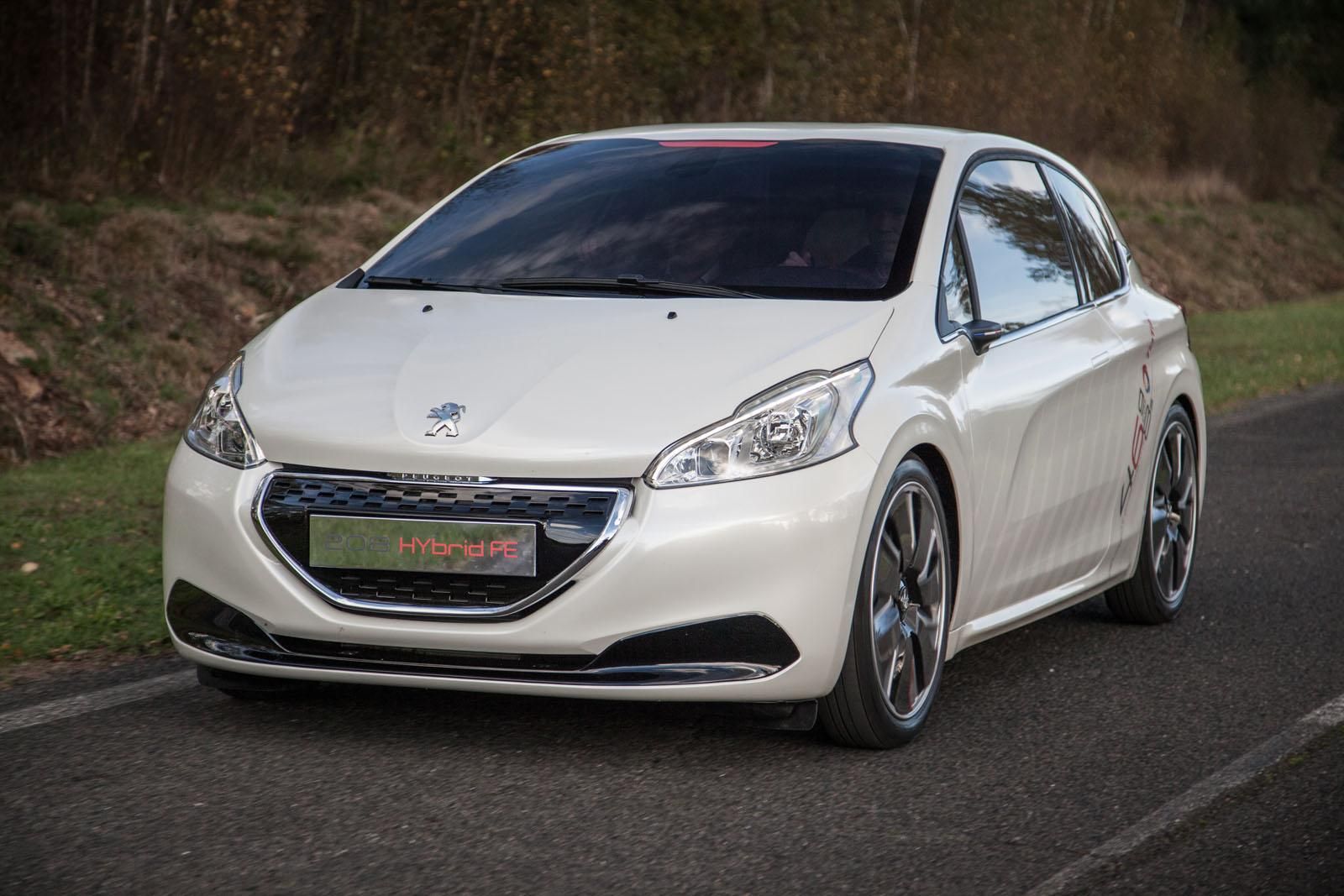 PEUGEOT 208 FE HYBRID AYRINTILI RESM GALERS