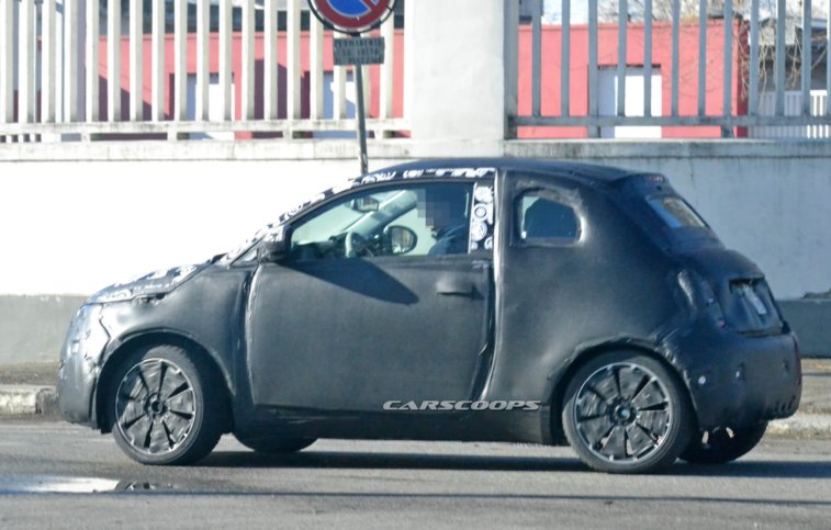 2021 Fiat 500e resim galerisi