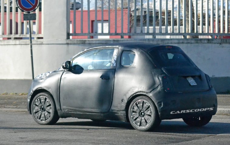 2021 Fiat 500e resim galerisi