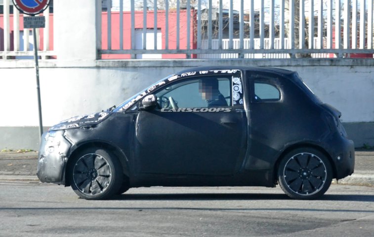 2021 Fiat 500e resim galerisi