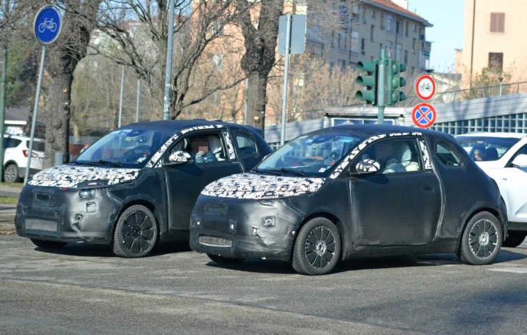 2021 Fiat 500e resim galerisi