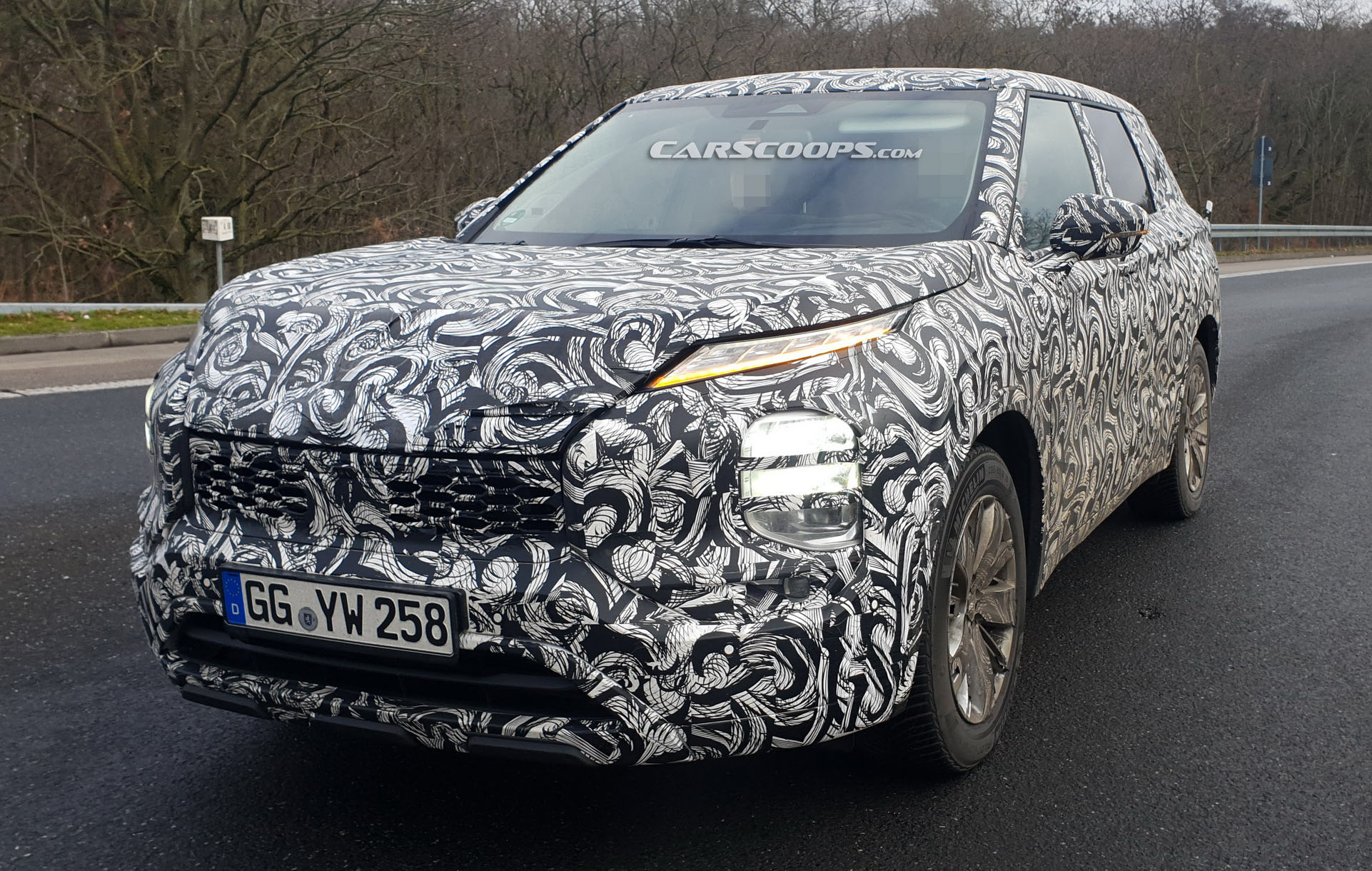 2021 Mitsubishi Outlander resim galerisi (29.01.2020)