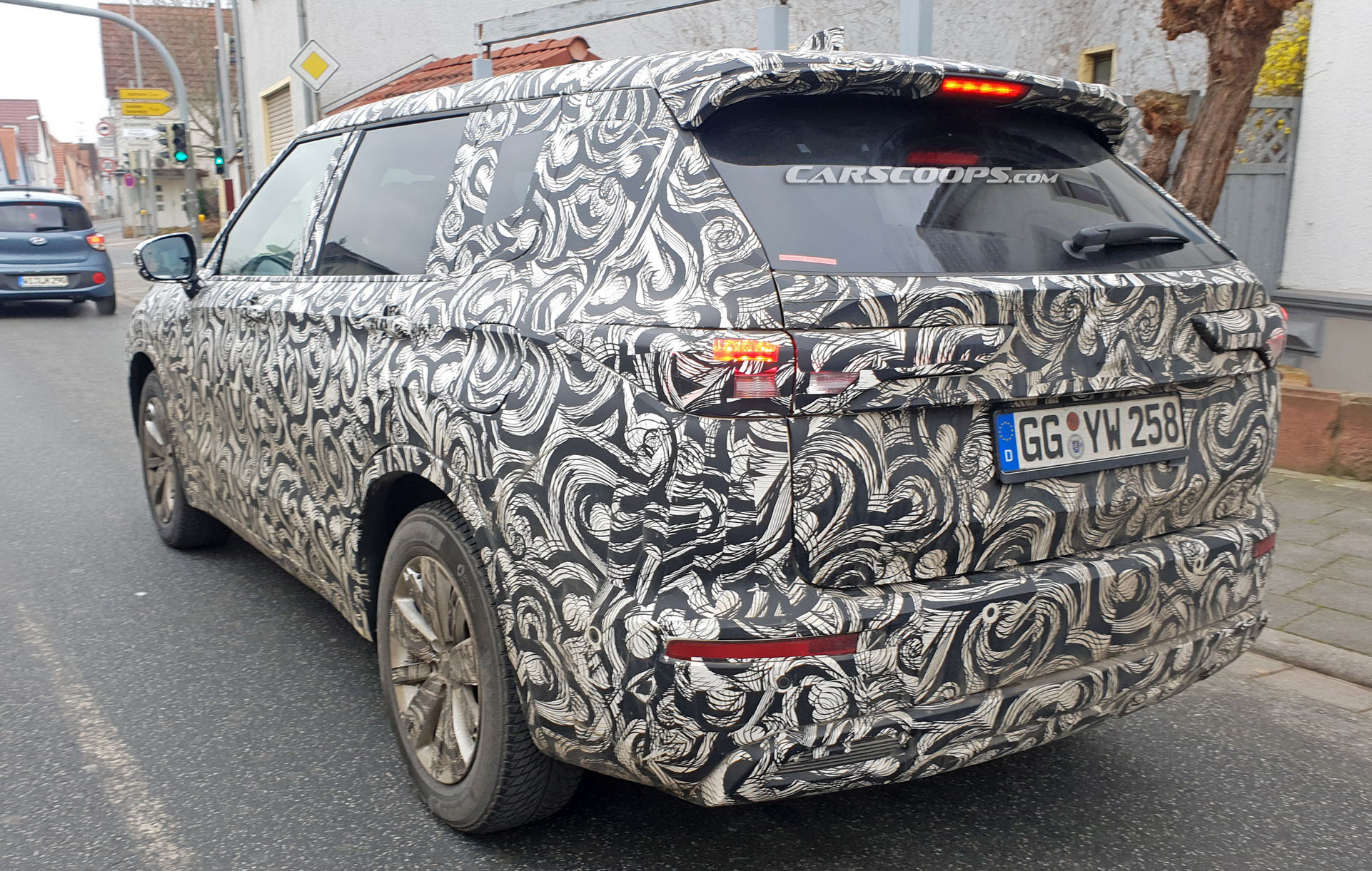 2021 Mitsubishi Outlander resim galerisi (29.01.2020)