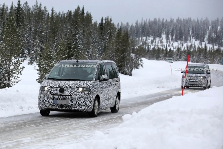 Yeni 2021 Volkswagen Transporter Plug-in Hibrit resim galerisi