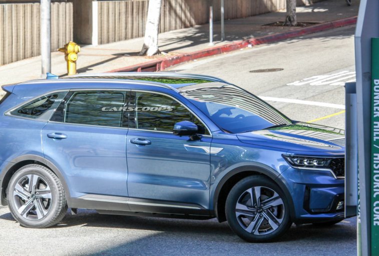 2021 Kia Sorento resim galerisi (04.02.2020)