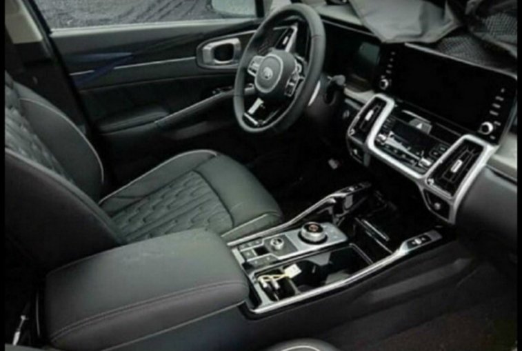 2021 Kia Sorento resim galerisi (04.02.2020)