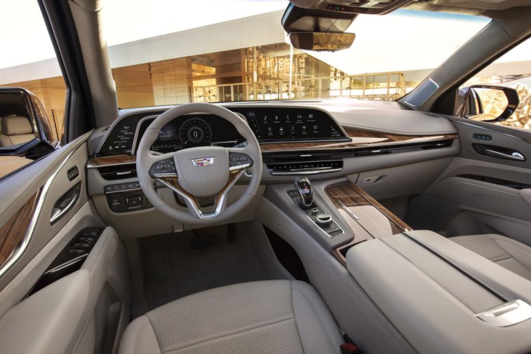 2021 Cadillac Escalade resim galerisi