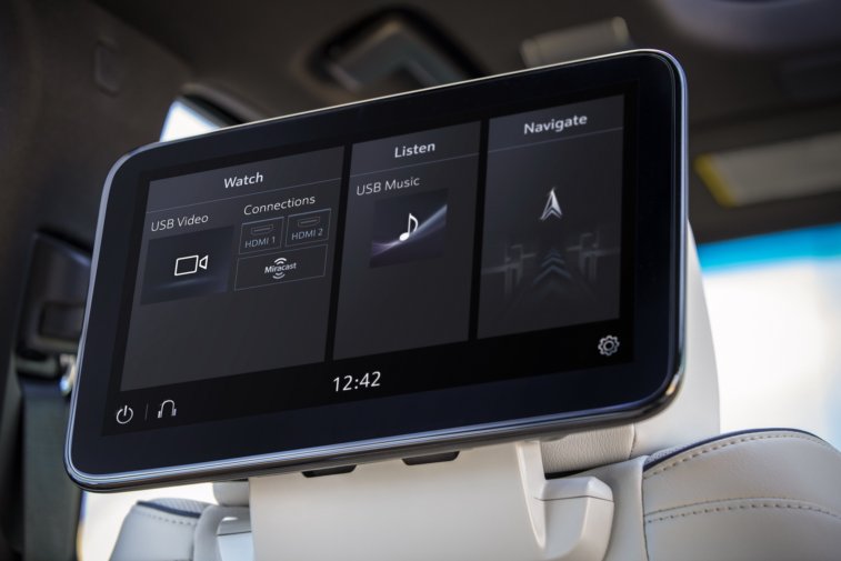 2021 Cadillac Escalade resim galerisi