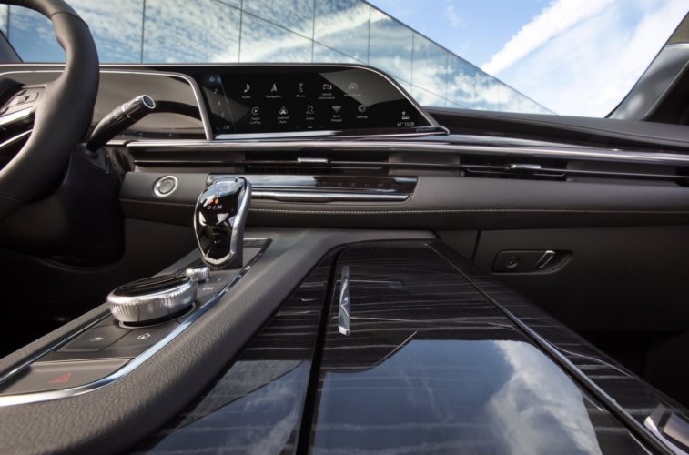 2021 Cadillac Escalade resim galerisi