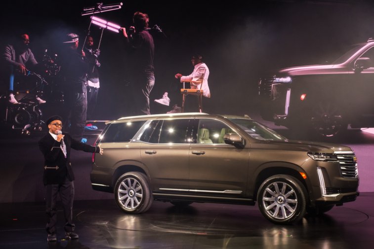 2021 Cadillac Escalade resim galerisi