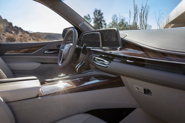 2021 Cadillac Escalade resim galerisi